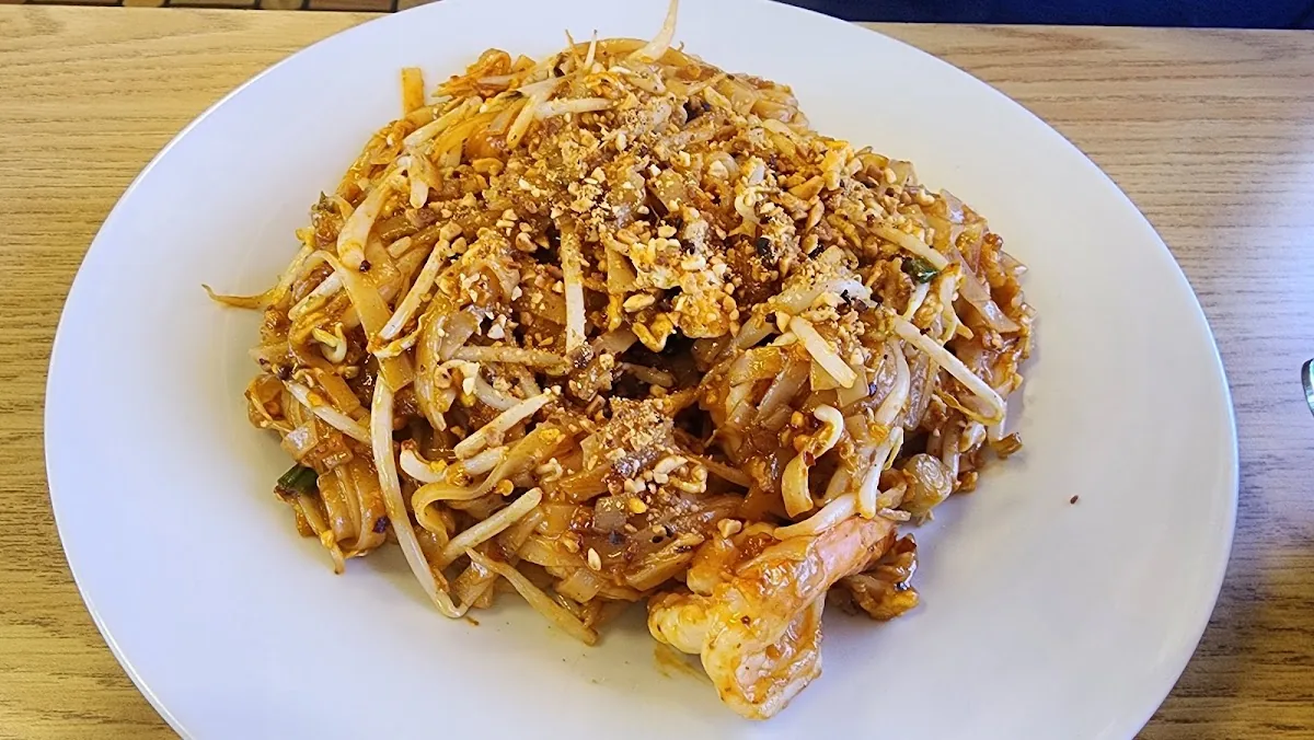 Pad Thai at Polly's Thai Food, Lawton OK